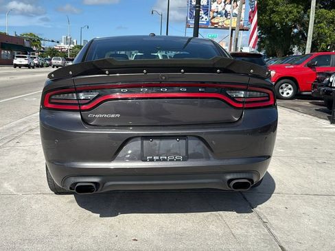 Used 2021 Dodge Charger SXT w/ Leather Interior Group RWD image 12
