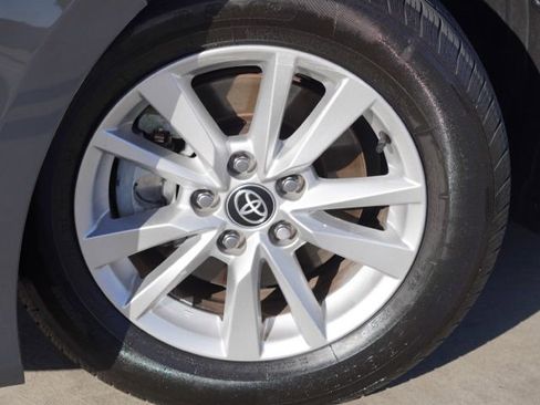Used 2025 Toyota Camry LE FWD image 11