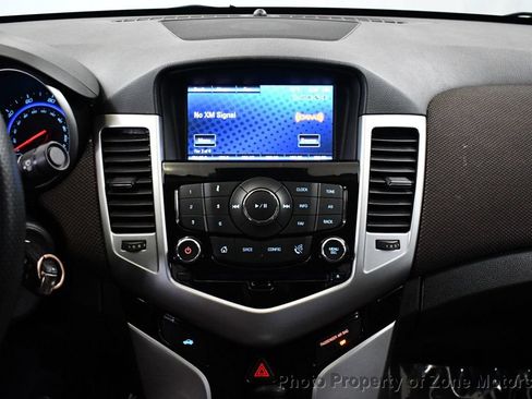 Used 2016 Chevrolet Cruze LT FWD image 26