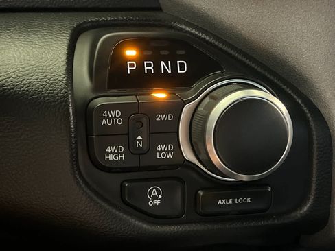 Used 2023 RAM 1500 Big Horn AWD/4WD image 21