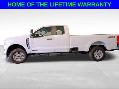 New 2025 Ford F250 XL w/ XL Chrome Package