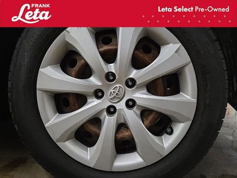 Used 2020 Toyota Corolla LE image 13