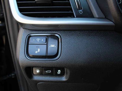 Used 2019 Kia Optima LX image 13