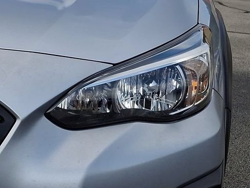 Used 2021 Subaru Crosstrek 2.5i Sport w/ Moonroof Package AWD/4WD image 9
