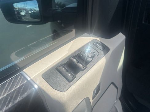 Used 2020 Ford F350 Limited image 11