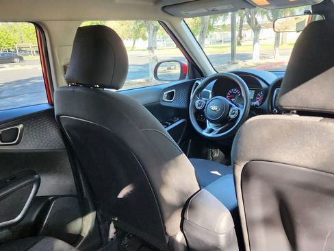 Used 2021 Kia Soul S image 35