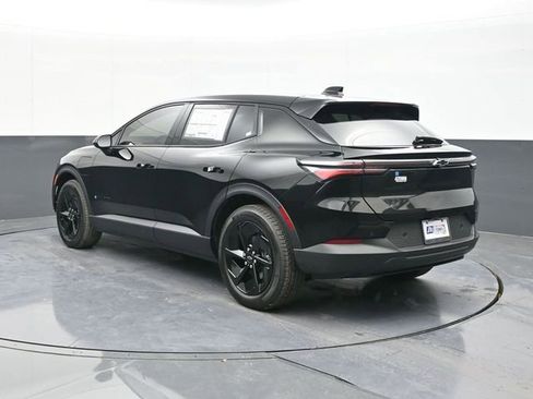 New 2026 Chevrolet Equinox EV LT w/ Midnight Package image 10