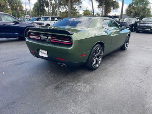 Used 2020 Dodge Challenger SXT w/ Blacktop Package RWD image 4