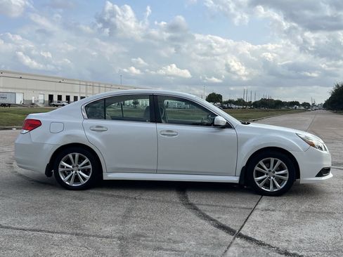 Used 2013 Subaru Legacy 2.5i Premium image 6