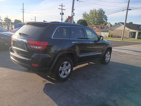 Used 2011 Jeep Grand Cherokee Limited AWD/4WD image 5