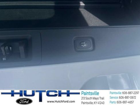 Used 2025 Ford Expedition Platinum AWD/4WD image 14