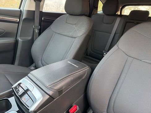 Used 2022 Hyundai Tucson SEL w/ Cargo Package image 18