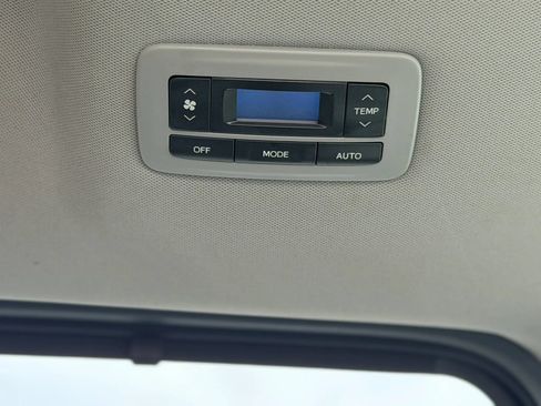 Used 2018 Toyota Sienna XLE w/ XLE Navigation Package AWD/4WD image 20