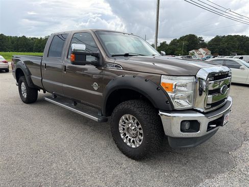 Used 2016 Ford F350 Lariat w/ Chrome Package AWD/4WD image 7
