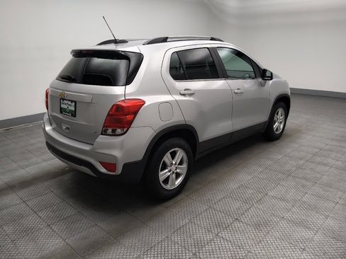 Used 2017 Chevrolet Trax LT FWD image 10