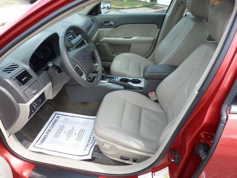 Used 2010 Ford Fusion SEL FWD image 13