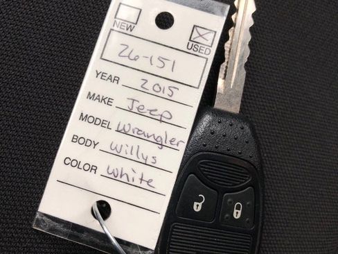 Used 2015 Jeep Wrangler Sport image 34