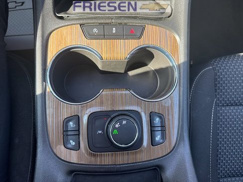 Used 2023 GMC Acadia SLE w/ Driver Convenience Package image 19