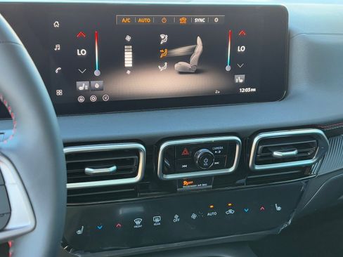 New 2026 Nissan Sentra SR image 24