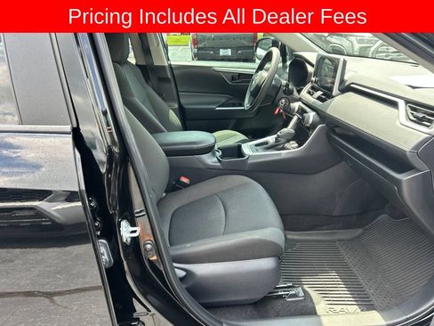 Used 2025 Toyota RAV4 LE FWD image 20