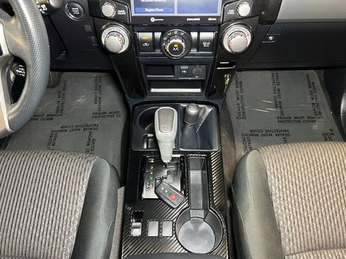 Used 2024 Toyota 4Runner TRD Off-Road image 22