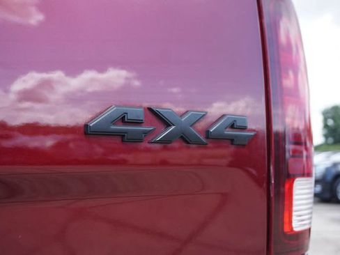 Used 2024 RAM 1500 Warlock AWD/4WD image 7