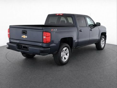 Used 2018 Chevrolet Silverado 1500 LT w/ All Star Edition AWD/4WD image 5
