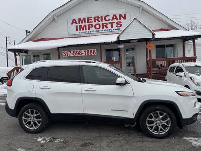 Used 2018 Jeep Cherokee Latitude Plus w/ Comfort/Convenience Group