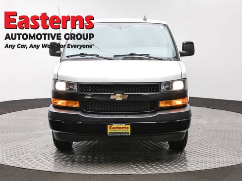 Used 2021 Chevrolet Express 2500 image 2
