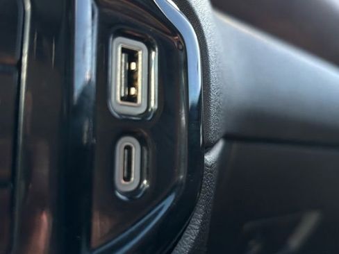 Used 2024 Chevrolet Silverado 3500 High Country w/ Technology Package image 44