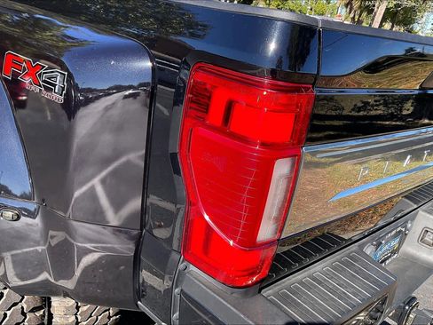 Used 2021 Ford F350 Platinum image 27