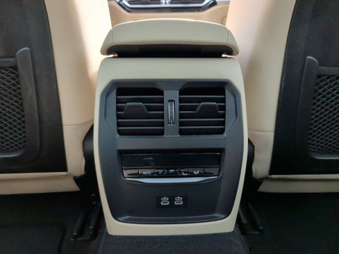 Certified 2023 BMW 330i Sedan w/ Premium Package image 33