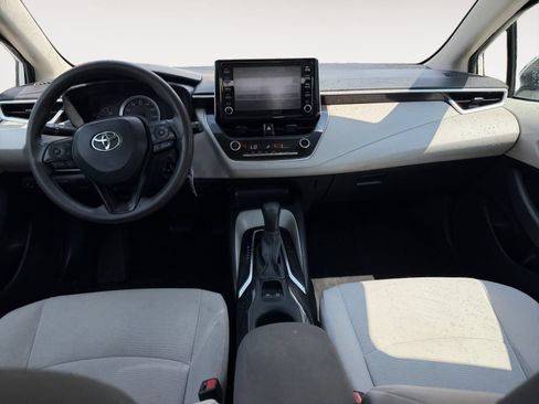 Used 2020 Toyota Corolla LE FWD image 10