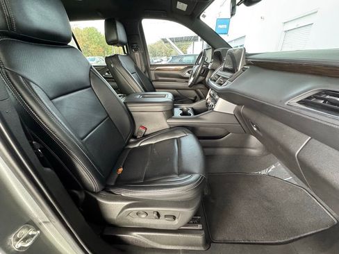 Used 2021 GMC Yukon SLE image 17