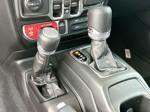 New 2026 Jeep Gladiator Sport AWD/4WD image 21