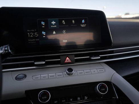 New 2026 Hyundai Elantra Limited image 22