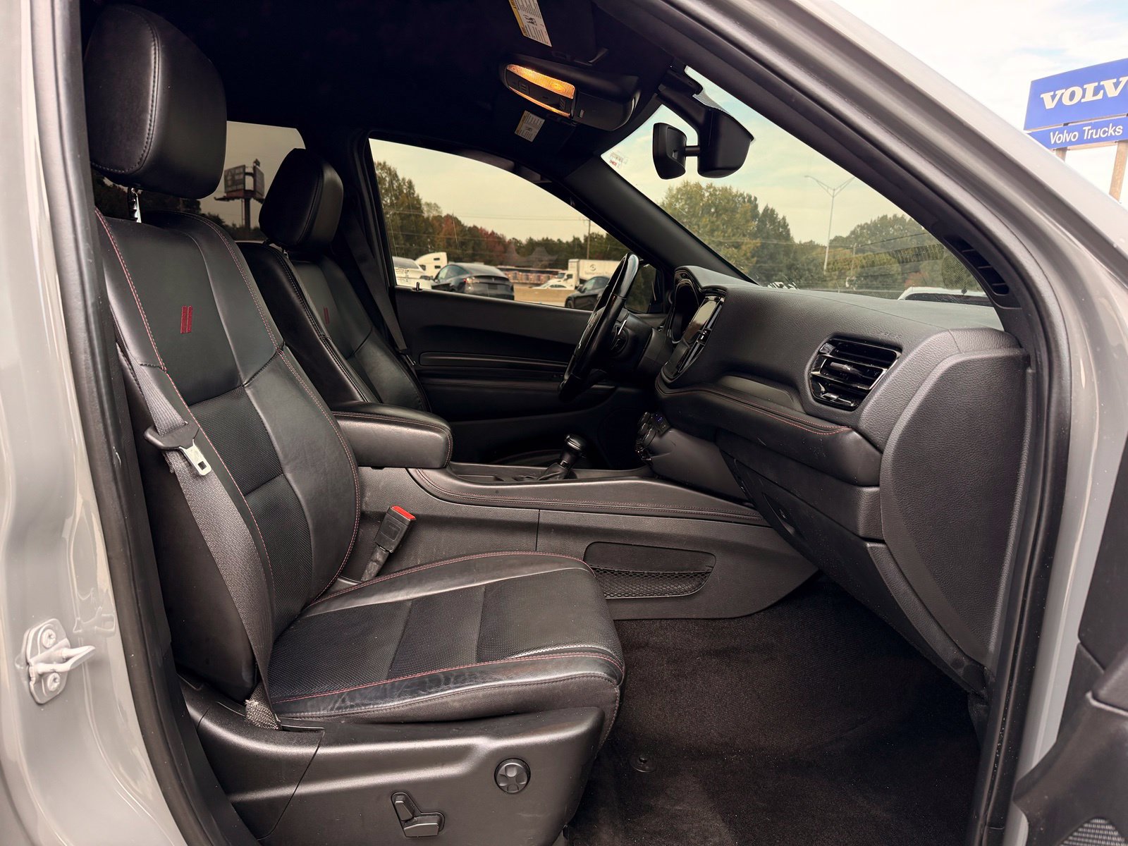 Used 2022 Dodge Durango R/T w/ Blacktop Package AWD/4WD image 34