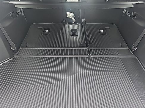 New 2026 Buick Enclave Sport Touring w/ Power Package image 8