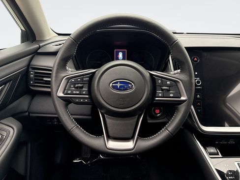 Used 2025 Subaru Outback Premium w/ Popular Package #1A AWD/4WD image 12