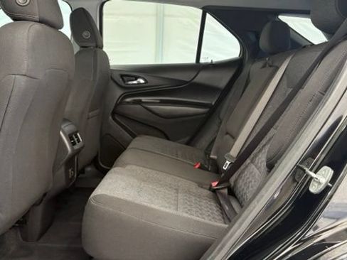 Used 2022 Chevrolet Equinox LT AWD/4WD image 17