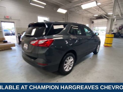 Used 2019 Chevrolet Equinox LS w/ LS Convenience Package FWD image 10