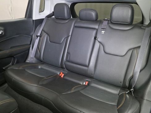 Used 2020 Jeep Compass Limited image 12