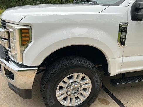Used 2018 Ford F250 XLT w/ XLT Value Package AWD/4WD image 18