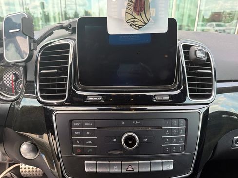 Used 2017 Mercedes-Benz GLE 350 image 8