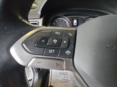 Used 2020 Volkswagen Atlas Cross Sport SE AWD/4WD image 20