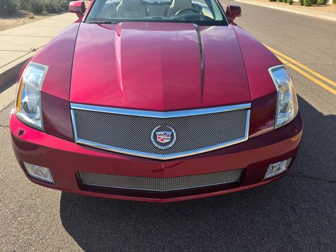 Used 2007 Cadillac XLR V image 39