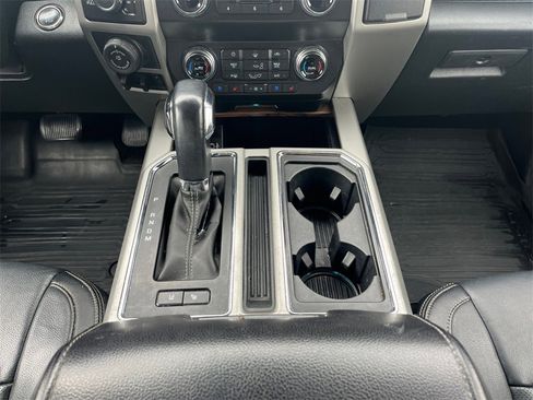 Used 2020 Ford F150 Lariat w/ Equipment Group 502A Luxury image 11