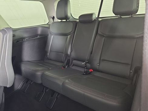 Certified 2025 Ford Expedition Active AWD/4WD image 28