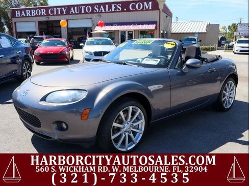 Used 2006 MAZDA MX-5 Miata Sport image 1