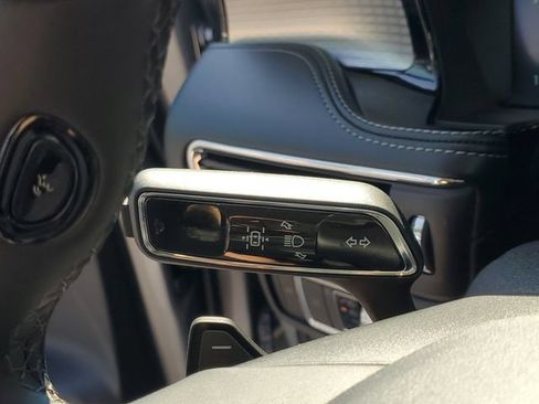 Used 2024 Lincoln Corsair AWD w/ Equipment Group 101A image 14